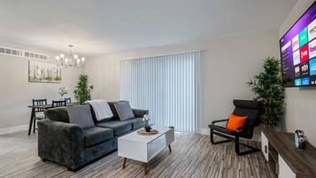 Apartment | 2 bedrooms, Internet
