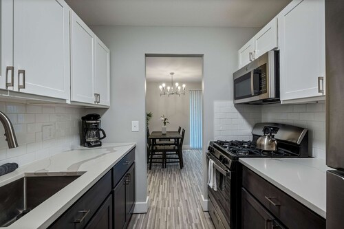 Spacious 2BR 1BA Haven - Perfect for Families