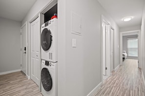 Apartment | 2 bedrooms, Internet