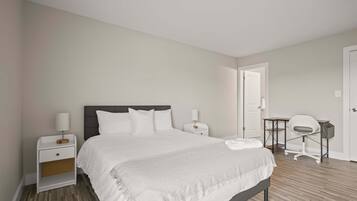 ์ํํธ | 2 ๊ฐ์ ์นจ์ค, ์ธํฐ๋ท