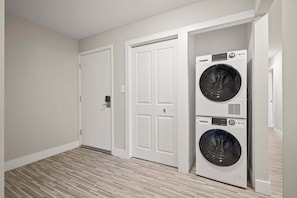 Apartment | 2 bedrooms, Internet