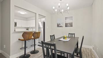 House | 2 bedrooms, Internet