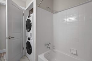 Apartment | 2 bedrooms, Internet