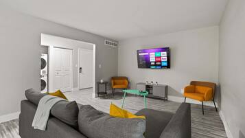 Apartment | 2 bedrooms, Internet