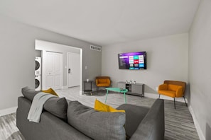2 bedrooms, Internet