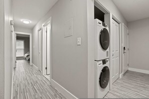 2 bedrooms, Internet