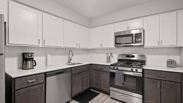 Apartment | 2 bedrooms, Internet