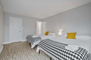 Apartment | 2 bedrooms, Internet - Spacious 2BR 2BA City Haven (Rochester)