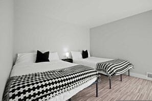 Apartment | 2 bedrooms, Internet