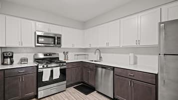 Apartment | 2 bedrooms, Internet