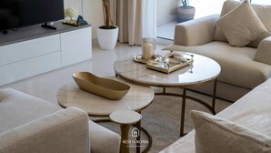 Unclassified image, 4 of 42, button - Beachfront 2B With Stunning Sea and Sunset Views Grand Bleu (Dubai)