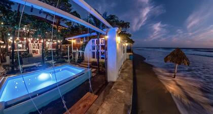 Romantic Seaside Casita w Pool AC Fire Sunsets
