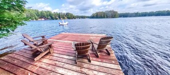 Island Waterfront w Pontoon Boat Hottub Dogs Lv