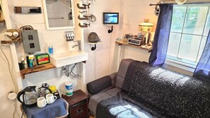 Studio, Smoking | 1 bedroom