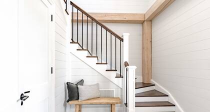 The Loft at Linnaeus Farm Berry - by Linnaeus Collection