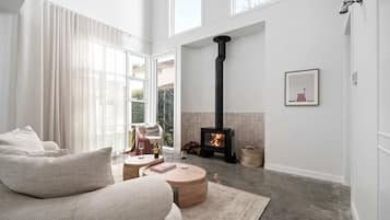 House | 4 bedrooms, Internet