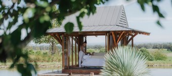 Linnaeus Farm Berry - by Linnaeus Collection