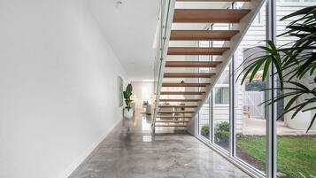 House | 4 bedrooms, Internet