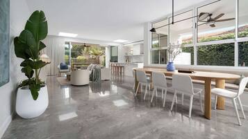 House | 4 bedrooms, Internet
