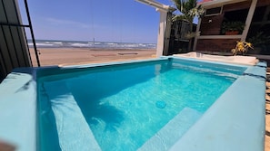 House, Smoking - Balcony Bedroom Suite w Romantic Sunsets - AC - Pool (San Rafael del Sur)