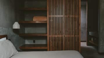 4 bedrooms