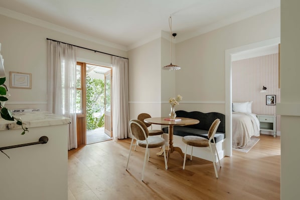 House | 2 bedrooms - Moraea Farm Suite in Berry (Berry)