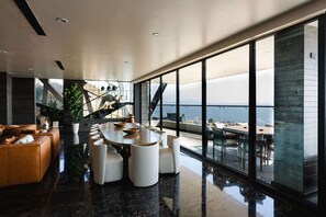 Ferienhaus | 4 Schlafzimmer, Internetzugang