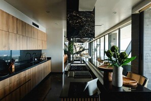 House | 4 bedrooms, Internet
