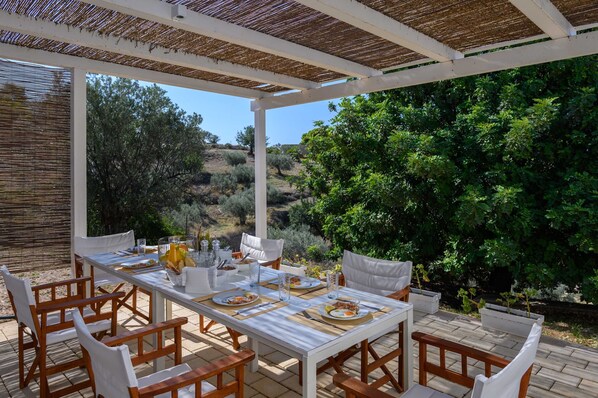 Villa | 3 bedrooms, Internet