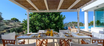 VIP Villa Panoramic Seaview Close to Beaches