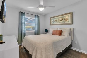 1 bedroom, Internet - Good Vibes - The Affordable Beach Vacay (Gulf Shores)