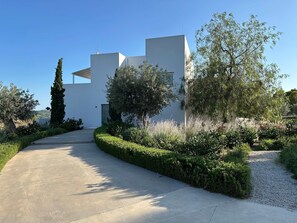 Villa | 4 bedrooms, Internet