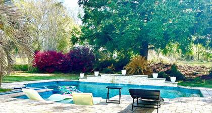 Southern Charm House Min From Shopping Beaches