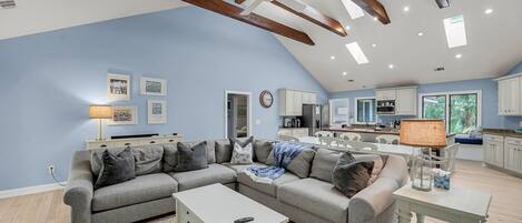 House | 4 bedrooms, Internet