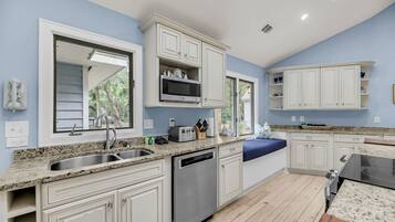 Nhà | 4 phòng ngủ, truy cập Internet tốc độ cao