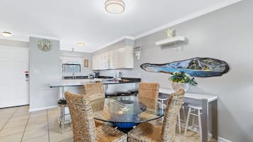 Apartment | 2 bedrooms, Internet