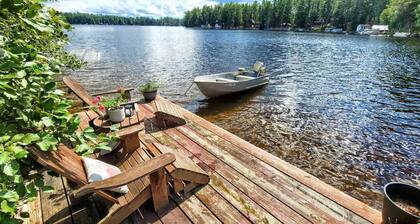 2 Romantic Island Cabins for 5 - Hot Tub Boat