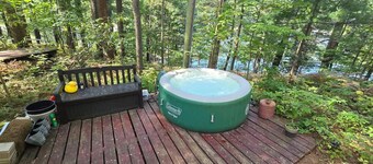 2 Romantic Island Cabins for 5 - Hot Tub Boat