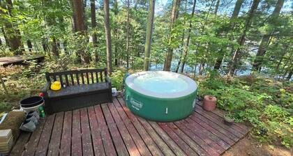 2 Romantic Island Cabins for 5 - Hot Tub Boat