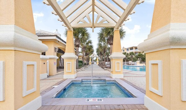 ハウス | 6 室のベッドルーム、インターネットアクセス