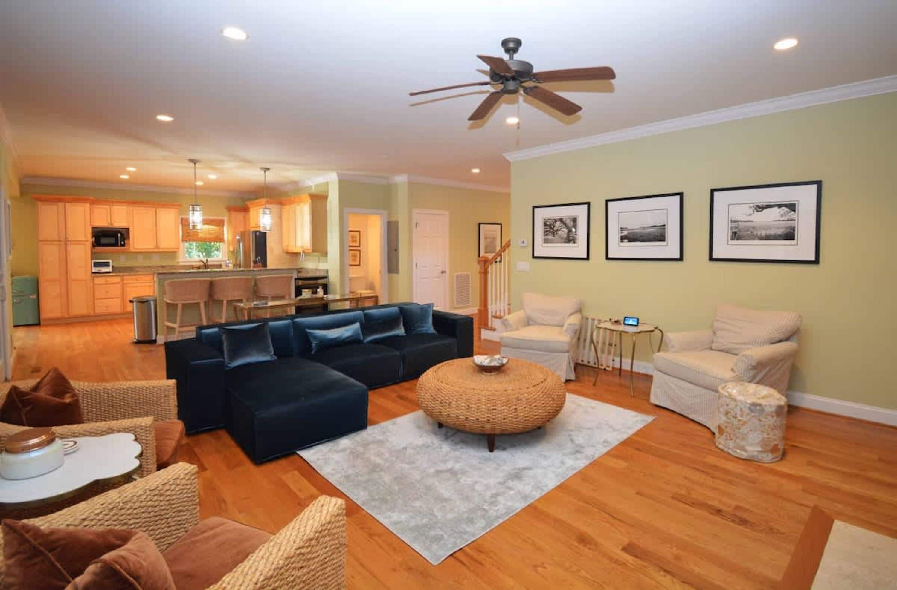 Casa | 4 quartos, acesso à internet de alta velocidade