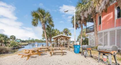 Breezy Getaway - The Affordable Beach Getaway