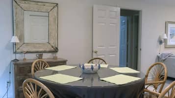 House | 3 bedrooms, Internet