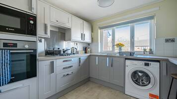 Apartment | 2 bedrooms, Internet