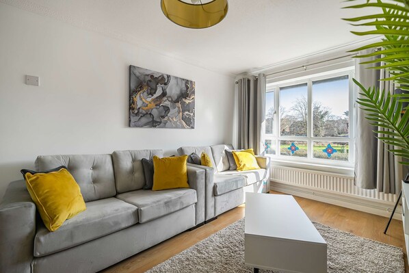 Apartment | 2 bedrooms, Internet