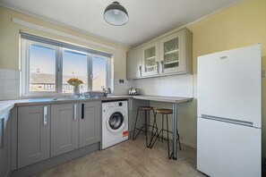Apartment | 2 bedrooms, Internet