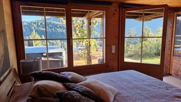 House | 5 bedrooms, Internet