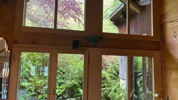 House | 5 bedrooms, Internet