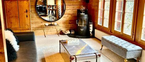 House | 5 bedrooms, Internet