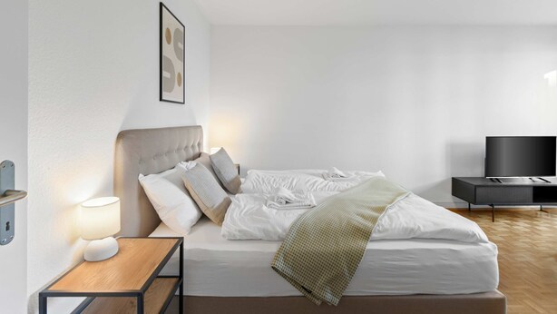 Unclassified image, 1 of 10, button - Well Equipped Flat in Zurich (Zürich)